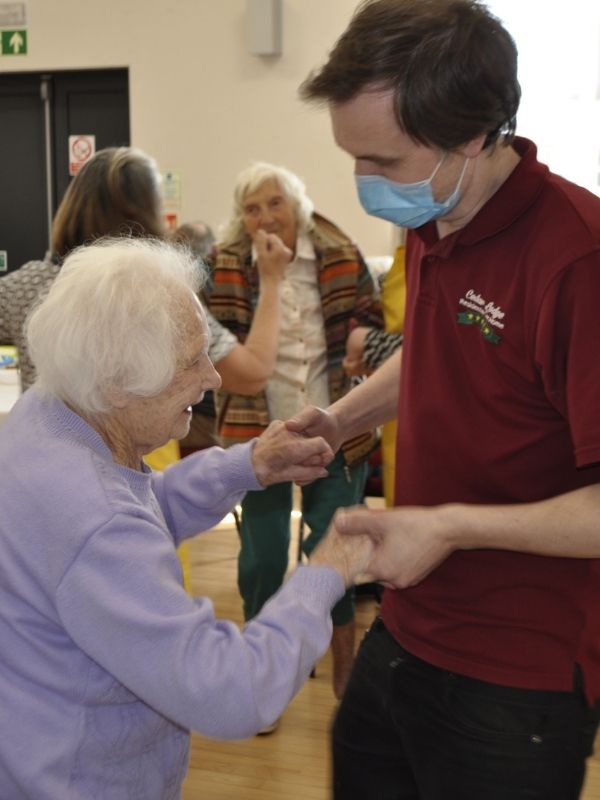 Care Home Evesham Worcestershire Cedar Lodge Care Home