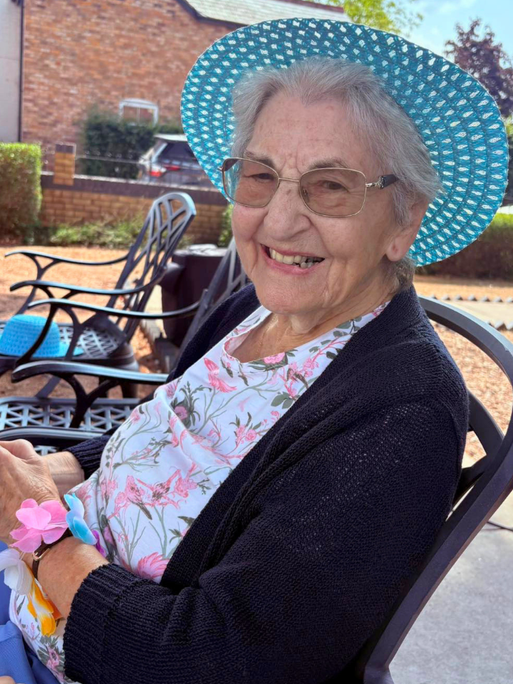Care Home Garden Evesham Relaxing at Care Home in Evesham